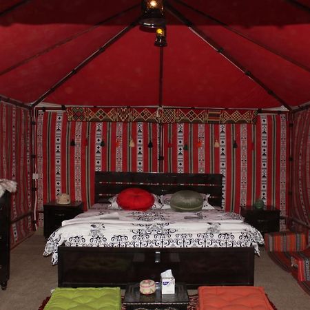 Queen Desert Camp Fulayj al Masha'ikh Exteriér fotografie